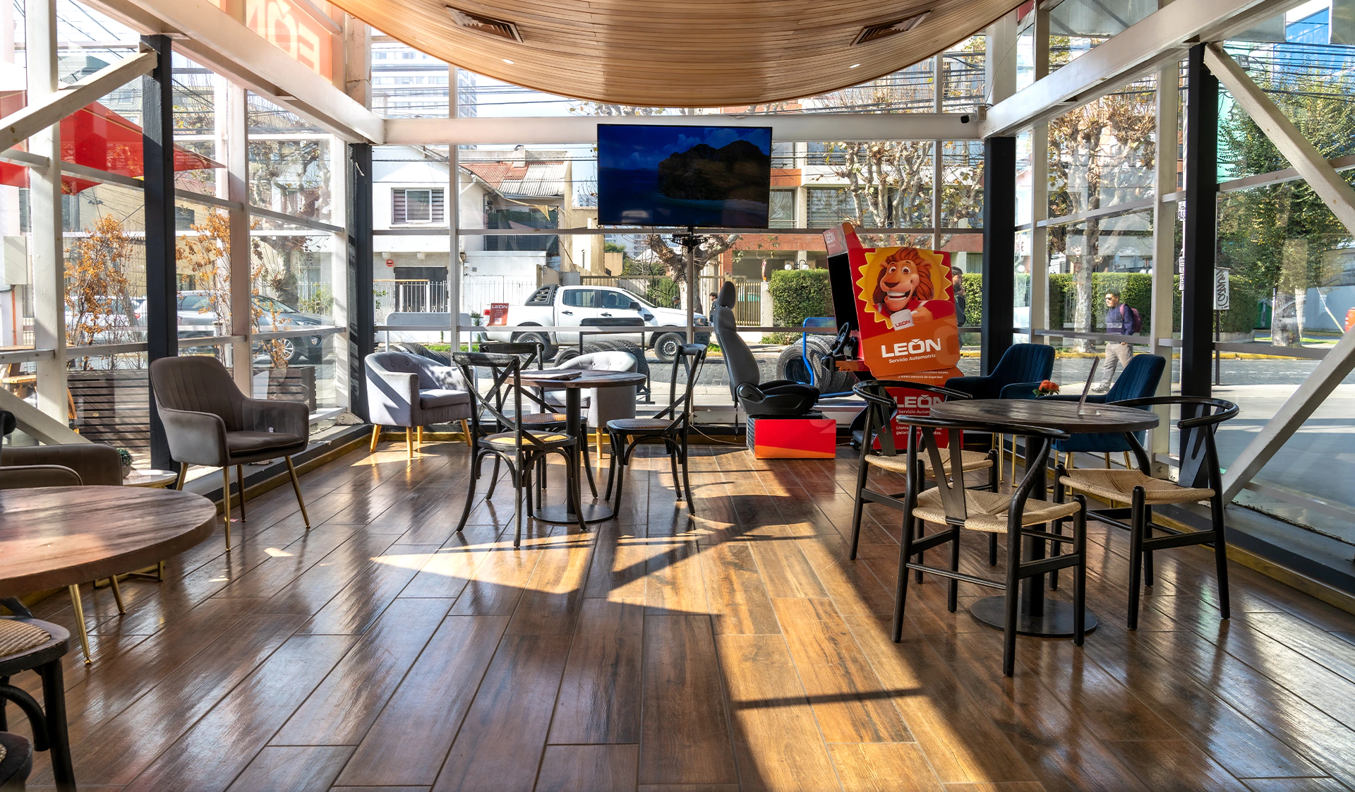 vina - Local Principal